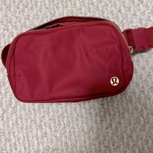 Lululemon Everywhere Bag - Red
